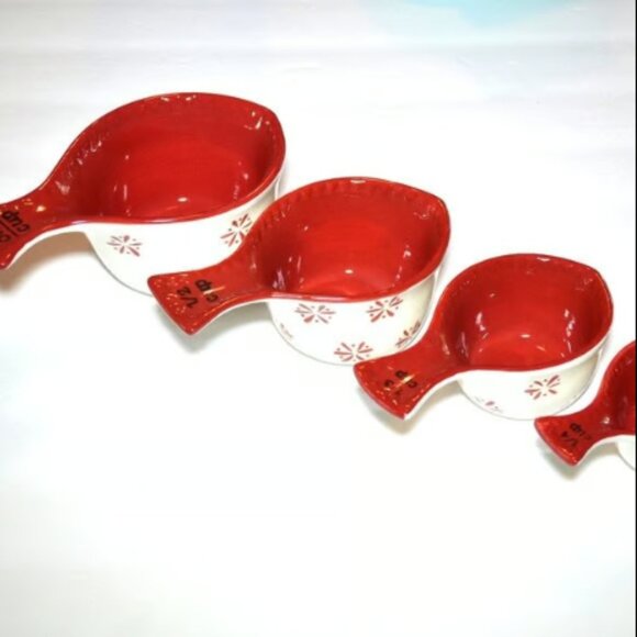 Grace's Bakeshop Other - Grace's Bakeshop Set Of 4 Measuring Cups Red White Snowflake Design Ceramic